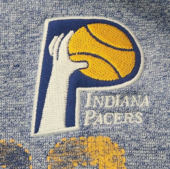 Indiana Pacers Majestic Hoodie - Picture 2 of 4